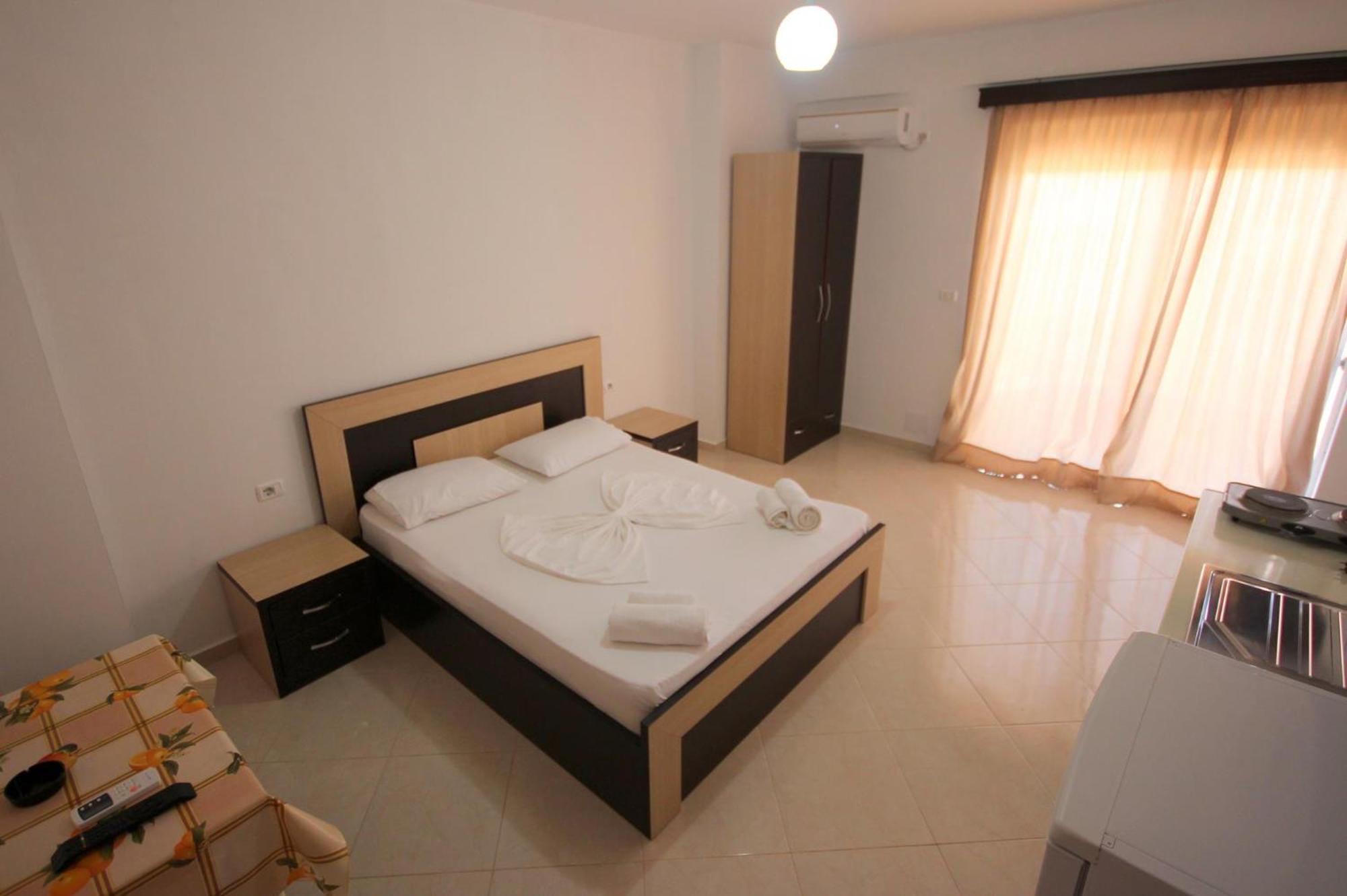 Hotel Four Islands Ksamil Buitenkant foto