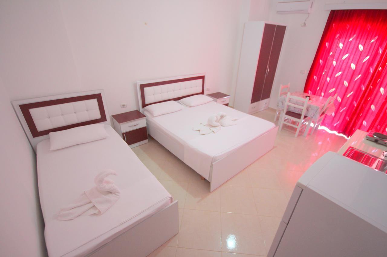 Hotel Four Islands Ksamil Buitenkant foto