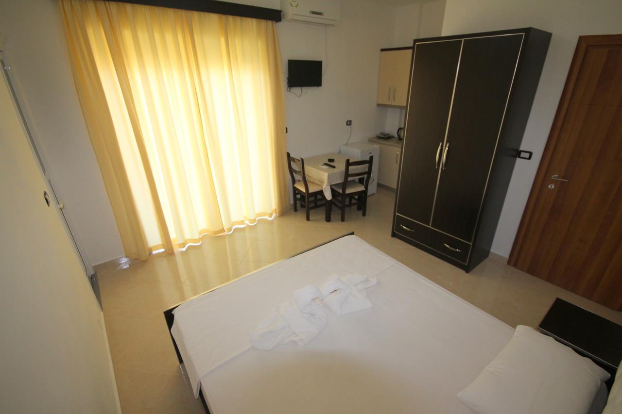 Hotel Four Islands Ksamil Buitenkant foto