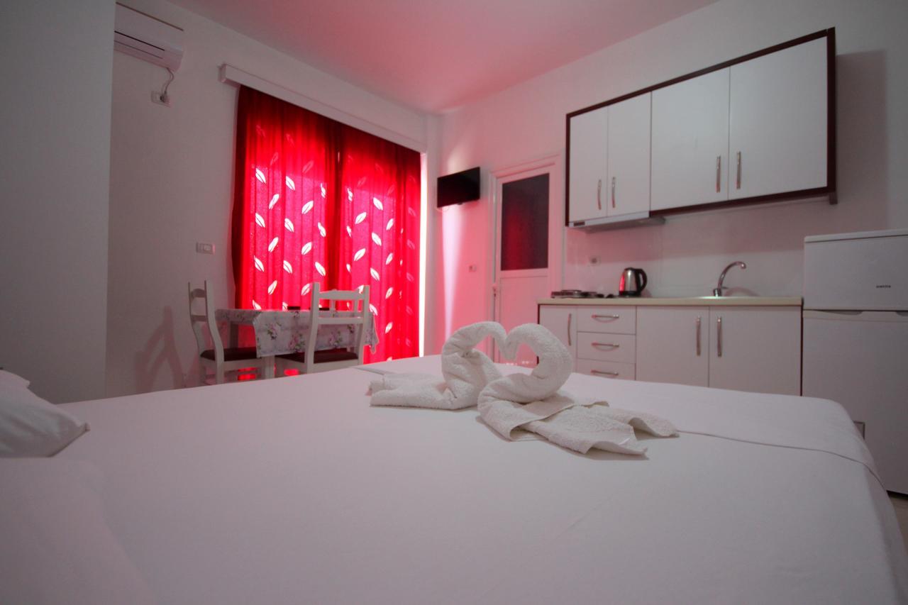 Hotel Four Islands Ksamil Buitenkant foto