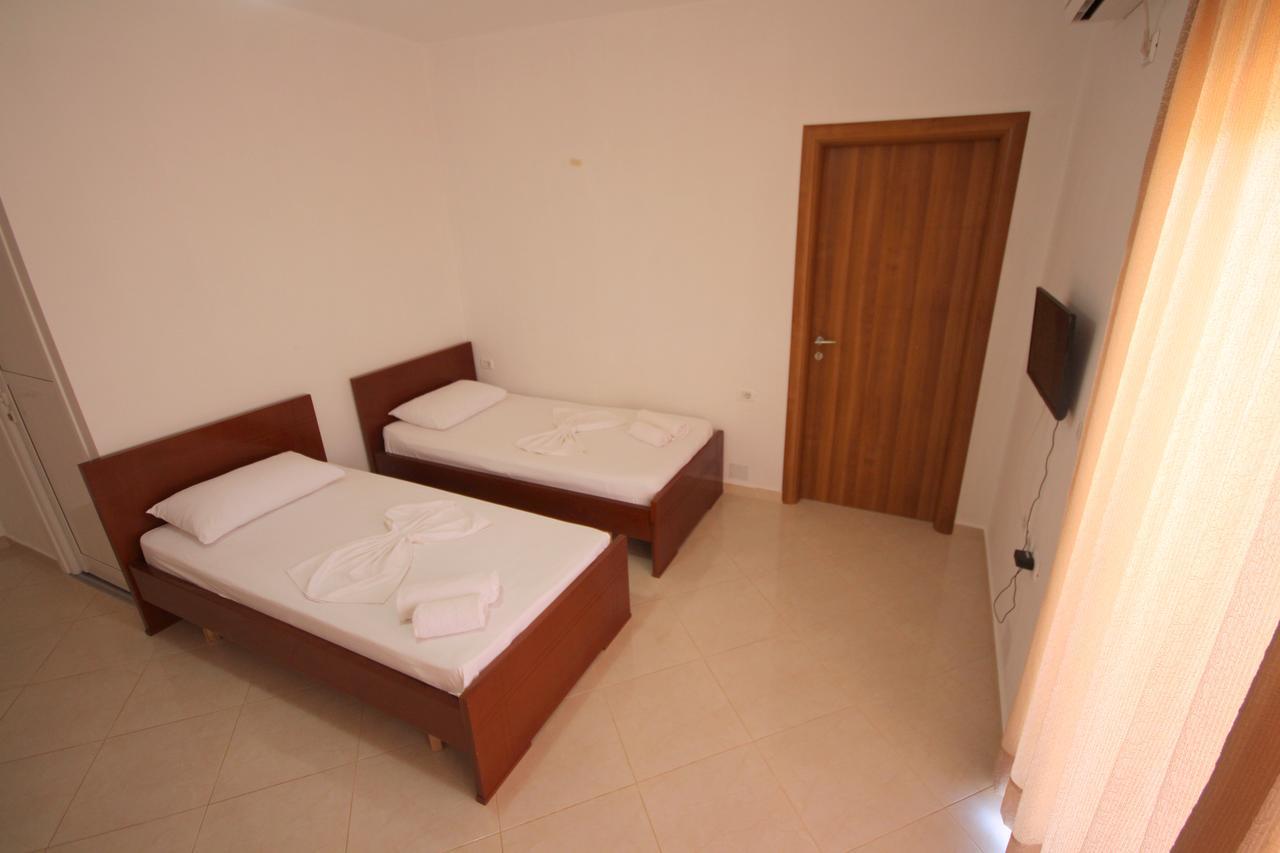 Hotel Four Islands Ksamil Buitenkant foto